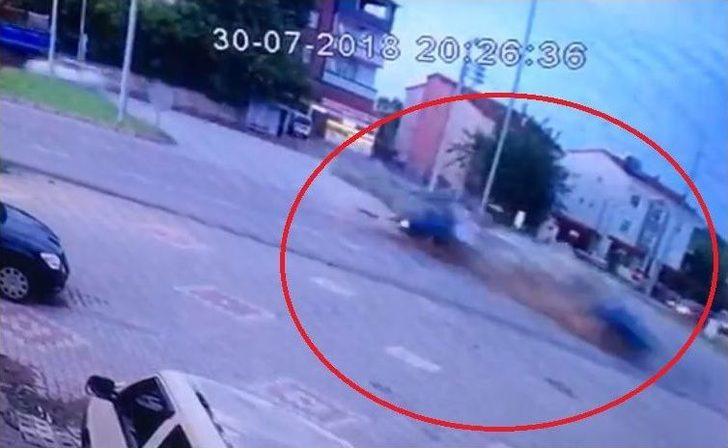 Samsun’da Otomobilin Çarptığı Araç İkiye Bölündü: 2 Ölü, 5 Yaralı G1