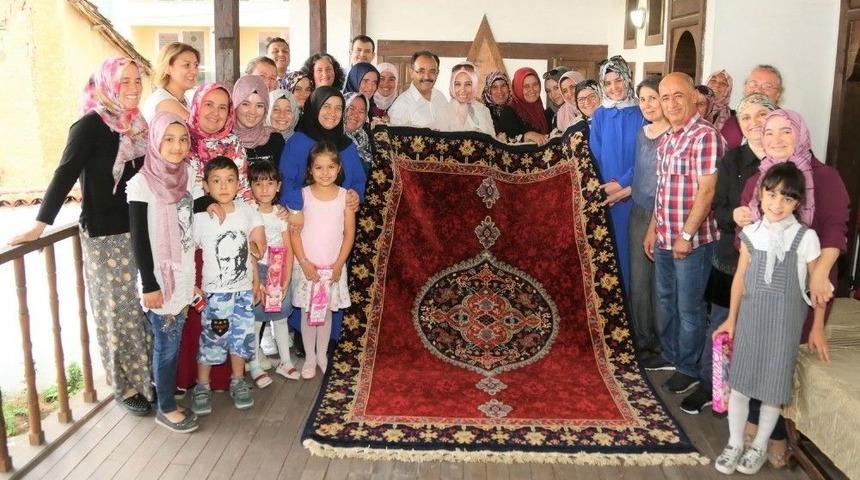 Uşak’ta Kadın Eliyle Tarih Yaşatılıyor