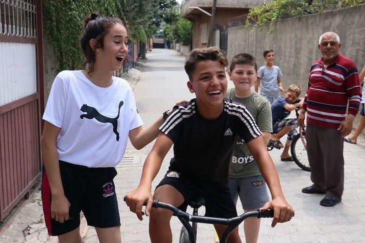 Yüksek Gerilim Hattı Koptu, Mahallede Korku Dolu Anlar Yaşandı G3