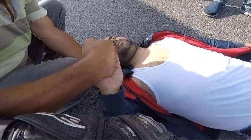 (özel) İstanbul’da Vatandaşlardan “insanlık Ölmemiş” Dedirten An