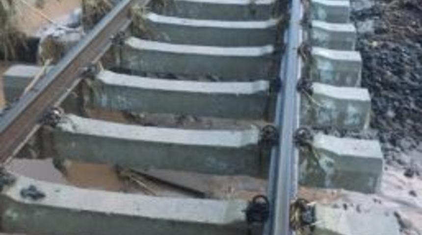 Buharkent’teki Tren Rayları Onarılınca Seferler Başladı