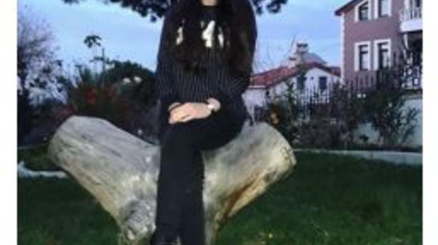 Şile&rsquo;de Ablasını Kurtarmak İsterken Boğulan Gen&ccedil; Kız, Son Yolculuğuna Beyaz Elbisesiyle Uğurlandı