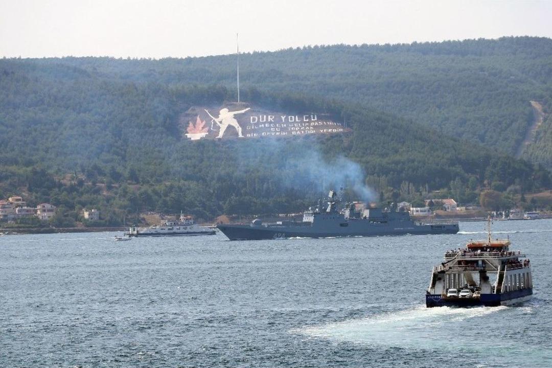 Rus Savaş Gemileri &Ccedil;anakkale Boğazı&rsquo;ndan Ge&ccedil;ti