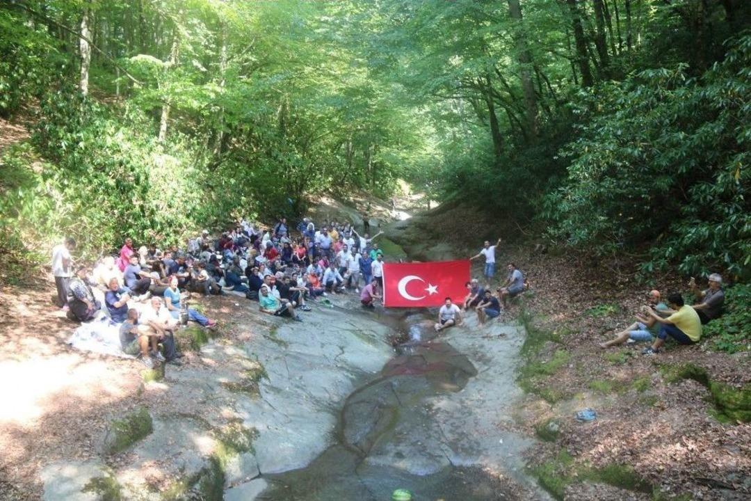 Kayalıdere Şelaleleri Ziyaret&ccedil;i Akınına Uğruyor