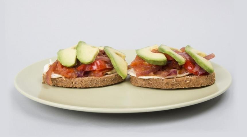 Peki &Uuml;nl&uuml; Beslenme Uzmanları Kahvaltıda Ne Yiyor?