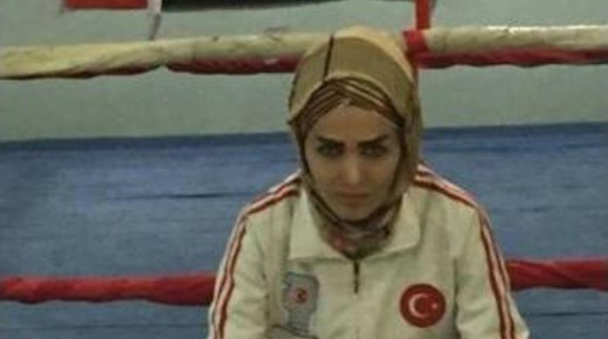 Boks&ouml;r Neşe Yıldırım, Ahmet C&ouml;mert Boks Turnuvası&rsquo;na Hazırlanıyor