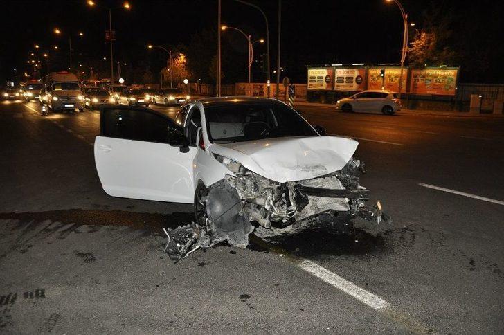 Kaza Sonrası Tarlaya Uçan Otomobilde 1’i Ağır 4 Kişi Yaralandı G5