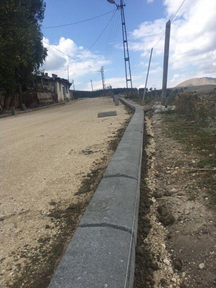 Sarıkamış’ta Asfalt Çalışmaları Sürüyor G3