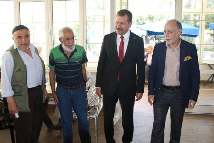 Başkan Yılmaz Darülaceze Ziyaret Etti G1