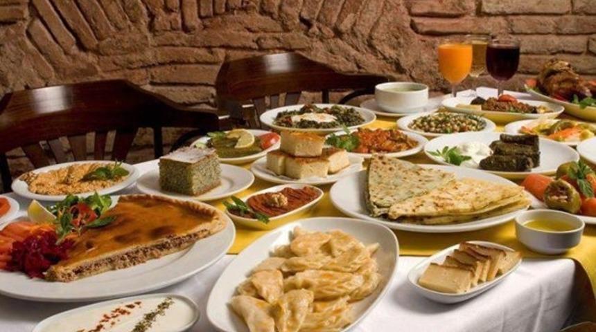 &Ccedil;erkes Mutfağı'nın En Sevilen 7 Yemeği