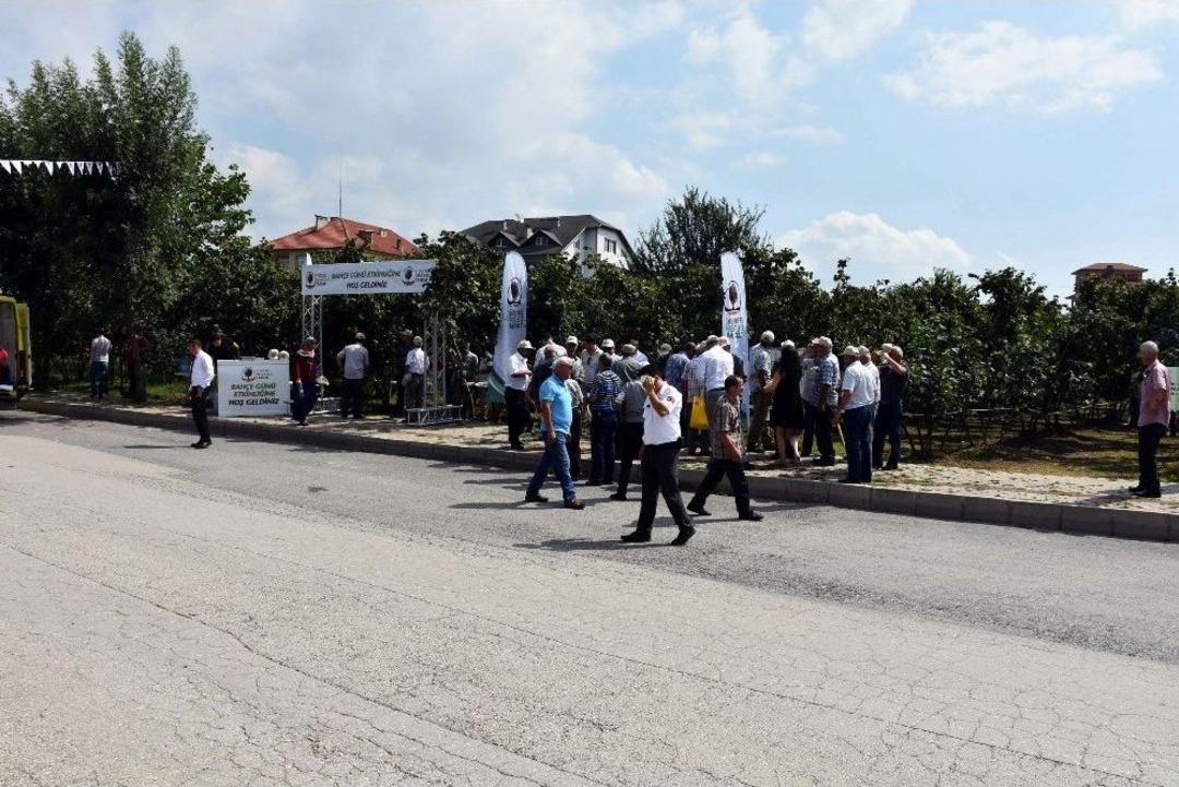 Ferrero, Fındık &Uuml;reticilerini Bah&ccedil;elerde Bilgilendiriyor