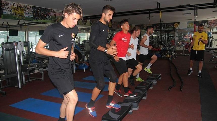 Eskişehirspor Fitness Ve Aerobik &Ccedil;alıştı
