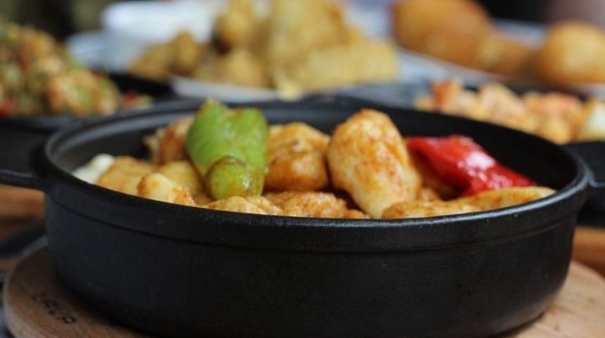 100 TL'nin Altında 2 Kişilik Yemek Yenecek 12 Mekan