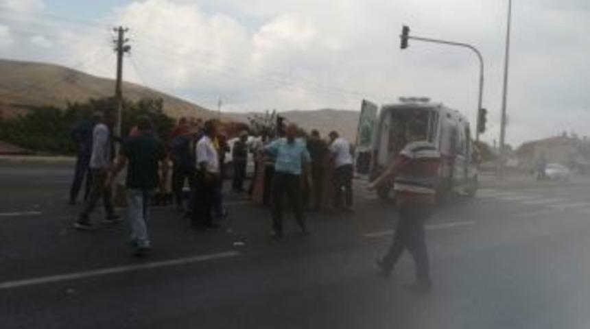 Kırşehir&rsquo;de Trafik Kazası: 1 &Ouml;l&uuml;