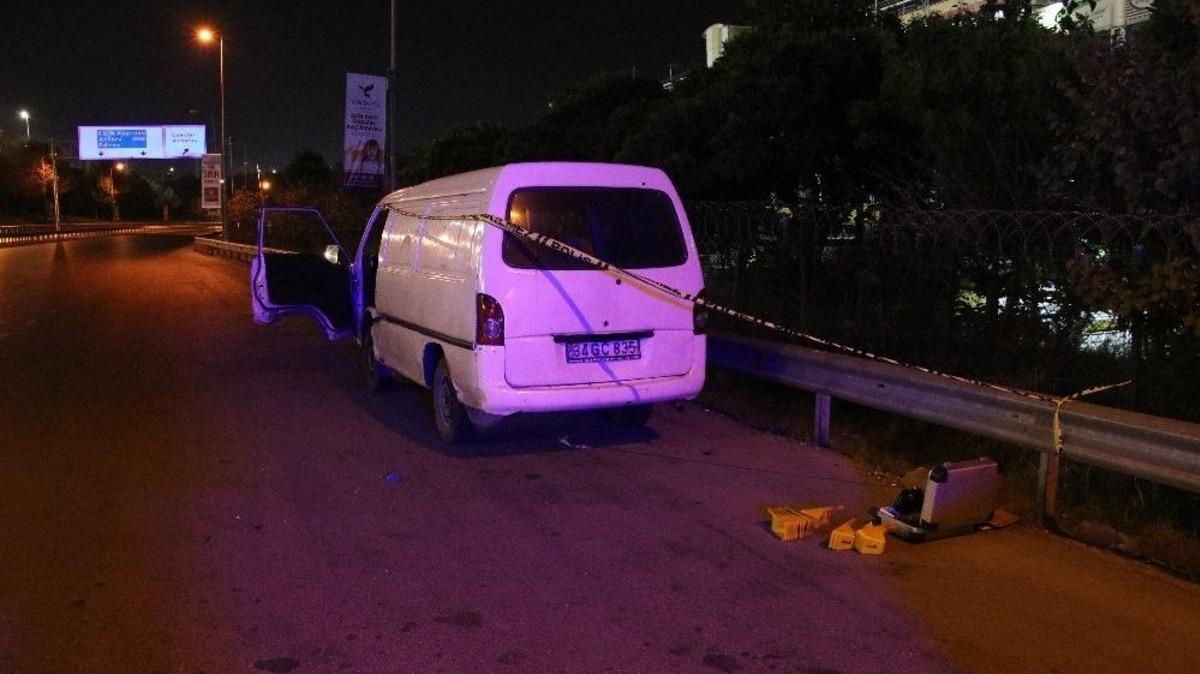 Bayrampaşa&rsquo;da Silahlı Saldırı; 1 Yaralı