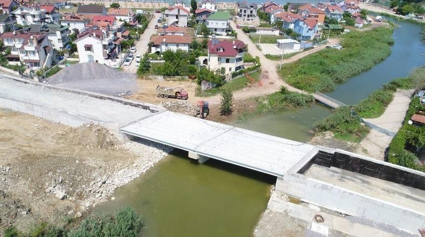 Kumcağız Deresi&rsquo;ne Yeni K&ouml;pr&uuml; Yapılıyor