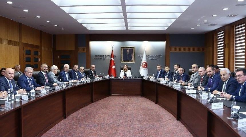 Ato Y&ouml;netimi Ticaret Bakanı Pekcan&rsquo;ı Ziyaret Etti