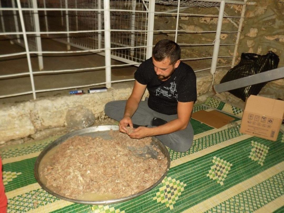 736 Yıldır Bu Keşkek İ&ccedil;in İnsanlar Geceyi Dağda Ge&ccedil;iriyor