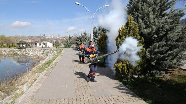 Gölbaşı’nda Sineklerle Mücadeleye Devam Ediliyor