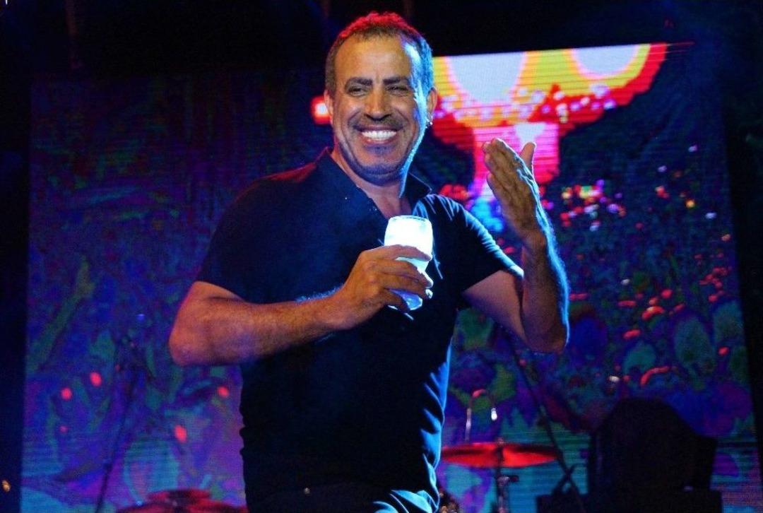 Haluk Levent&rsquo;e Balkondan Taze Ayran