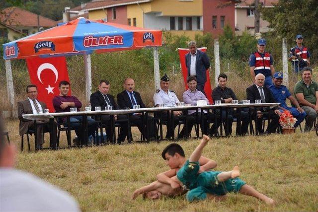 İğdir’de 2. Geleneksel Yağlı Güreş Festivali Yapıldı