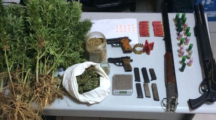 Silah Ve Uyuşturucu Operasyonu