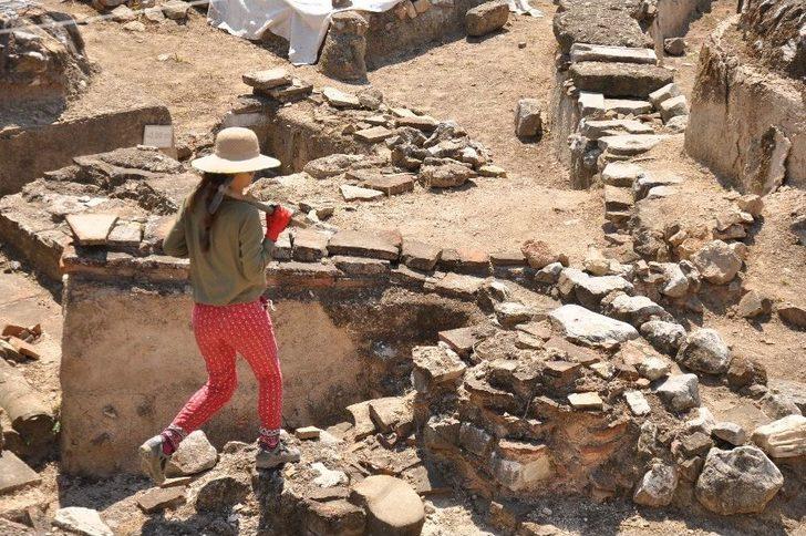 Paha Biçilemeyen Çinilerin Üretildiği Fırınlarda Kazılar Yeniden Başladı G1