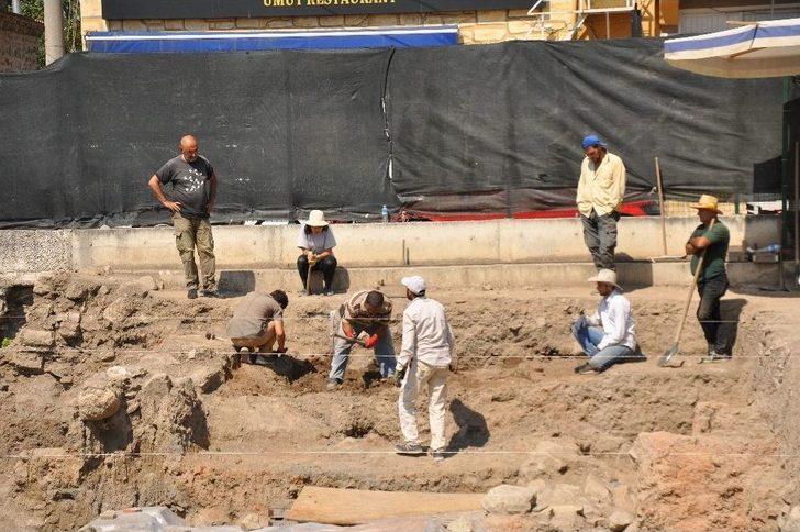 Paha Biçilemeyen Çinilerin Üretildiği Fırınlarda Kazılar Yeniden Başladı G5