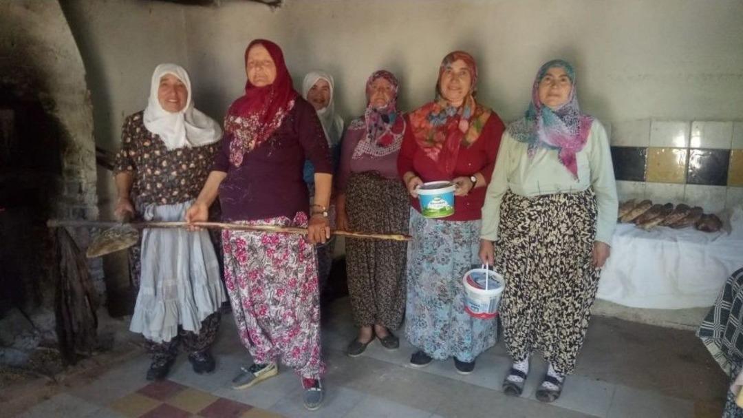 (&ouml;zel) K&ouml;yl&uuml;ler İmece Usul&uuml; K&uuml;lliye Yapıyor