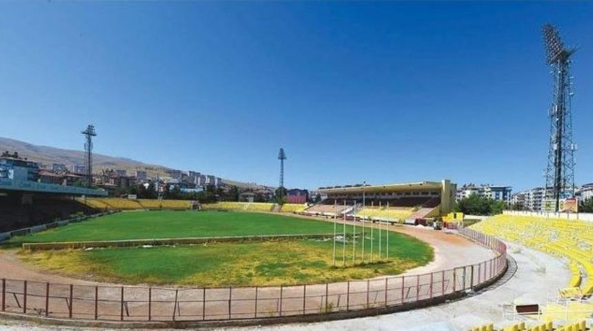 Efsanelerden Efsane Stada Veda