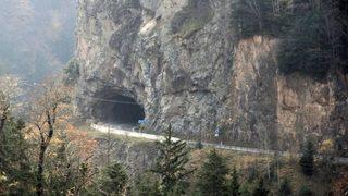 Karadeniz’in İlk Ve Tek El Yapımı Tüneli İlgi Çekiyor