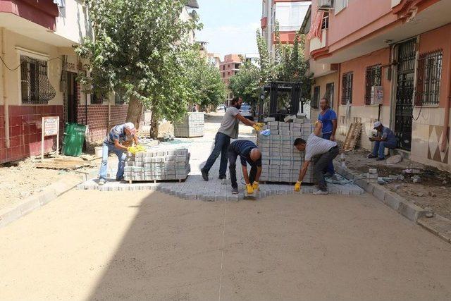 Turgutlu’da 5 Mahalleye 10 Bin Metrekare Parke Taşı