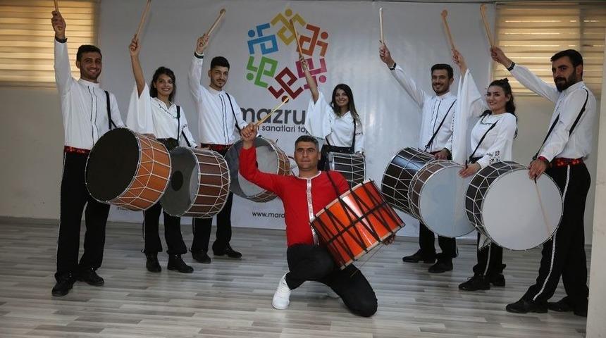 Mazruna Halk Dansları Ekibi Türkiye’yi Temsil Edecek