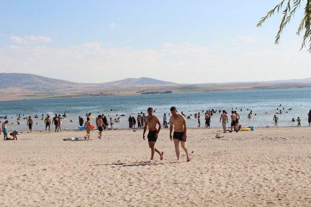 Bozkırın Sahilinde Bayram Sonrası Yoğunluk