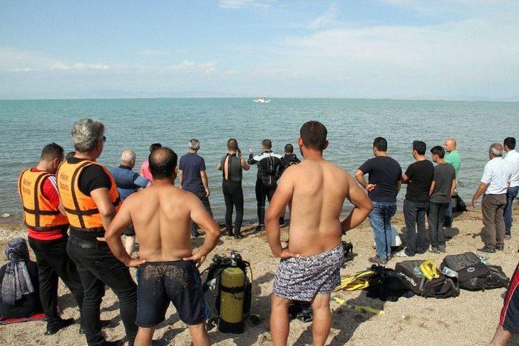 Serinlemek İçin Girdiği Gölde Boğulan Gencin Cesedine Ulaşıldı G2