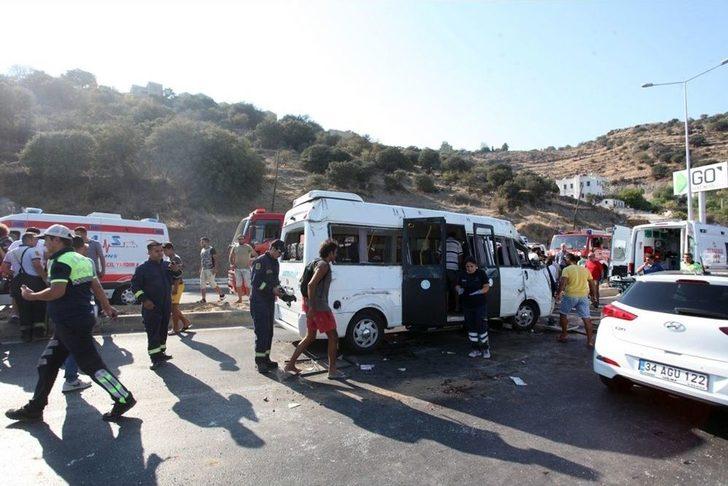 Bodrum’da Yolcu Minibüsü Devrildi: 16 Yaralı G5
