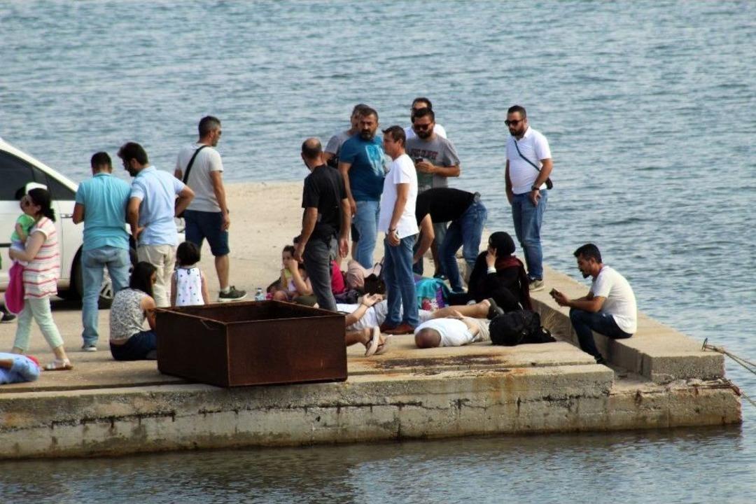 Fet&ouml; Ş&uuml;phelisi 15 Kişi Midilli Adası&rsquo;na Ka&ccedil;amadan Yakalandı