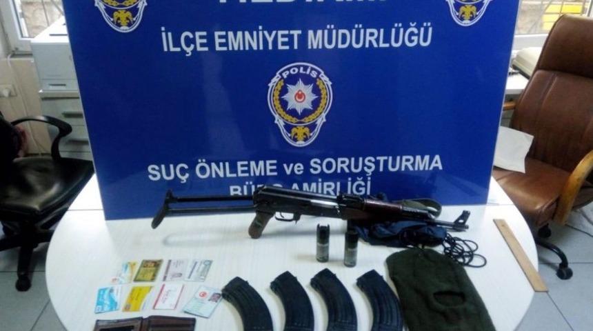 Kalaşnikoflu Soyguncu Tutuklandı