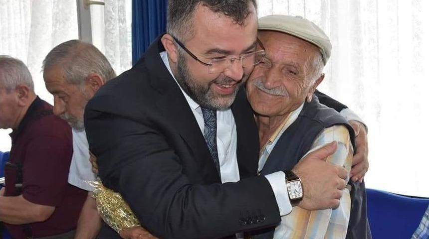 İl Başkanı Keskin Bayramda Sıkılmadık El Bırakmadı