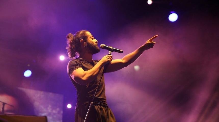 Beylikd&uuml;z&uuml;&rsquo;nde Koray Avcı R&uuml;zgarı