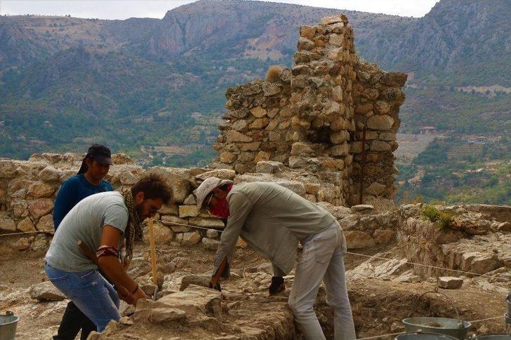 Seyahatname’deki Yıldırım Han Camii’nin Kalıntıları Bulundu G2