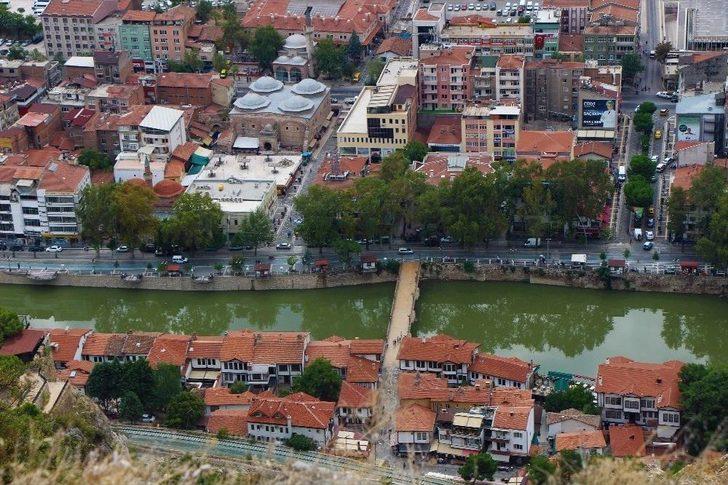 Seyahatname’deki Yıldırım Han Camii’nin Kalıntıları Bulundu G4