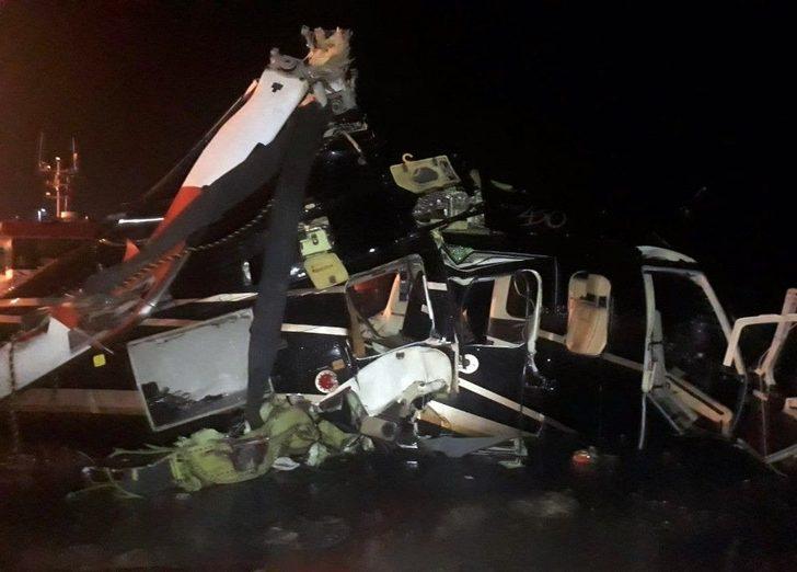 (özel Haber) Bostancı’da Denize Çakılan Helikopterin Enkazı Çıkarıldı G4