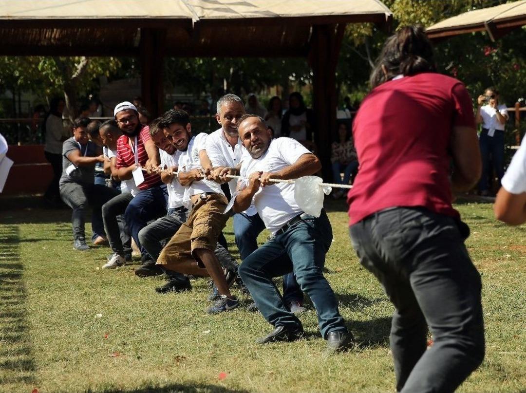 Ormana &Uuml;z&uuml;m Festivali&rsquo;nde Renkli G&ouml;r&uuml;nt&uuml;ler