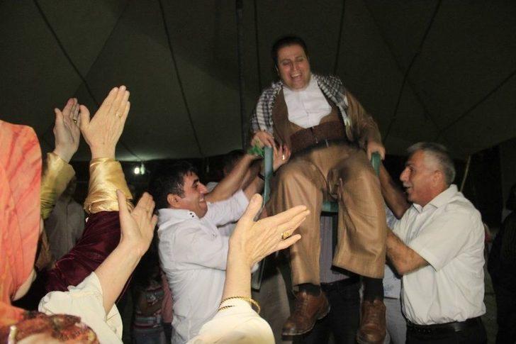 Ak Parti’li Mulamahmutoğlu’na Görkemli Düğün G5