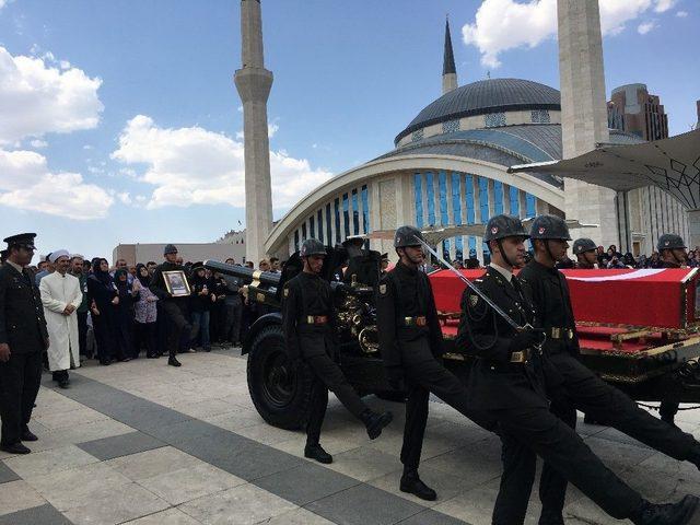 Şehit Piyade Teğmen Celal Dağlı Son Yolculuğuna Uğurlandı