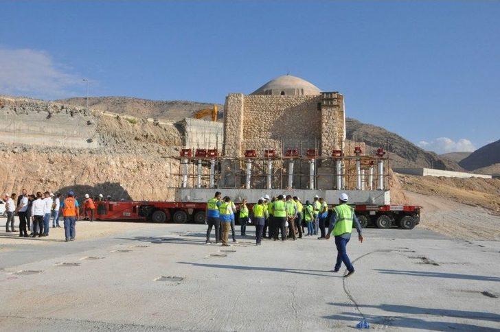 İmam Abdullah Türbesi Yeni Yerine Taşındı G2