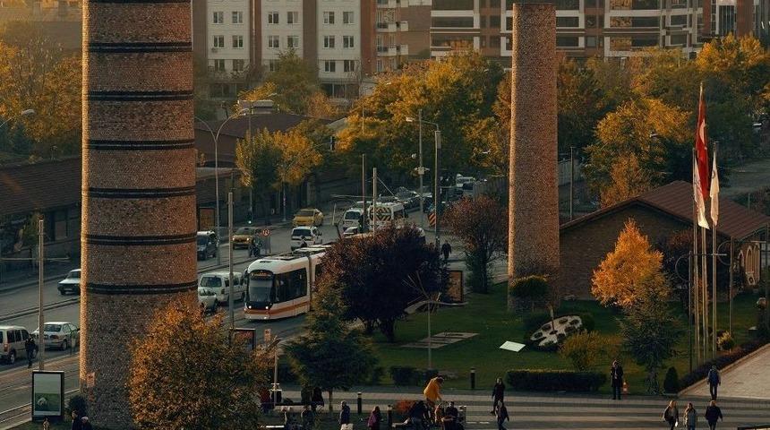 Tepebaşı Belediyesi’nin Temiz Enerji Projeleri Devam Ediyor