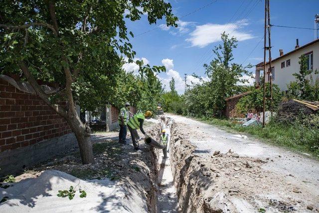 Maski’den 7 Mahallede 3bin 950 Metrelik Kanalizasyon Hattı