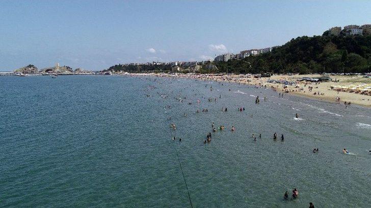 Boğulmalara Rağmen Şile’de Denize Giren Vatandaşlar Havadan Görüntülendi G2